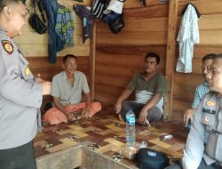 Patroli ke Desa Tanjung Alai, Kapolsek XIII Koto Kampar Ajak Tokoh Masyarakat Sukseskan Pemilu 2024