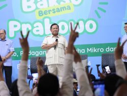 Dari Yogyakarta Langsung ke Bekasi, Prabowo Sapa Ratusan Pedagang Bakso