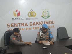 Pemilu Semakin Dekat, Polres Rohil Perketat Pam Ruangan Kantor Bawaslu
