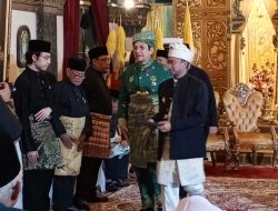 Kesultanan Deli Gelar Majelis Istiadat Anugerah Kurnia, DR H Rahmat Shah Bergelar Datuk Seri Duta Paduka Raja