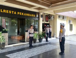 Kapolresta Pekanbaru Pimpin Apel Gelar Pasukan Ops Keselamatan Lancang Kuning 2024.