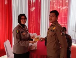 Si-Dokkes Polresta Pekanbaru Cek Kesehatan, Berikan Vitamin dan Obat-obatan Personel Pos PAM