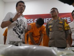 7 Kurir Ditangkap, Polda Riau Sita 31 Kg Sabu dan 2.397 Pil Ekstasi