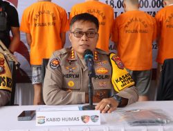 Polda Riau Sita 324 Unit PC Rakitan Dalam Kasus Penjualan ID High Domino Island (HDI) Beromzet Rp 18 Miliar 