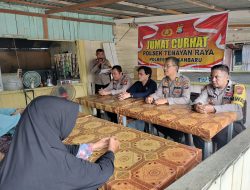 Tim Jum’at Curhat Polresta Pekanbaru Sampaikan Pesan Kamtibmas di Wilkum Polsek Tenayan Raya