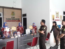 Kajati dan Ketua IAD Riau Lakukan Kunker dan Supervisi di Kejari Pelalawan