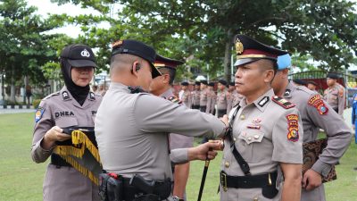Kapolres Pelalawan Pimpin Upacara Pelantikan dan Serah Terima Jabatan Kapolsek Jajaran Polres Pelalawan
