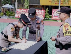Kapolres Siak Pimpin Upacara Sertijab Kasat Reskrim dan Kapolsek Tualang Serta Penyerahan Jabatan Kasi Propam