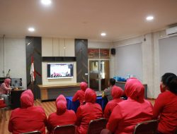 Wakapolres Kuansing dan Bhayangkari Ikuti Zoom Meeting Yayasan Kemala Bhayangkari