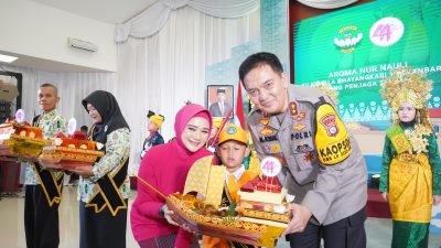 Dukung Program Generasi Emas 2045, Yayasan Kemala Bhayangkari Polda Riau Gelar Syukuran HUT Ke-44 