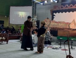 Pagelaran Wayang Kulit dan Gamelan Kyai Wonokerta Meriahkan Halal Bi Halal Warga Kartasura