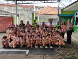 Tingkatkan Kesadaran Berlalu Lintas, Polisi Sahabat Anak Gelar Penyuluhan di Sekolah TK Confucius