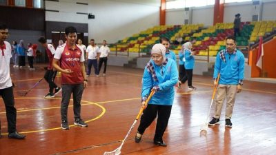 Adrias Hariyanto Motivasi Peserta TOT Floorball SOIna Riau