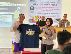 Peduli Keselamatan, Satlantas Polres Pelalawan Edukasi Tertib Berlalu Lintas Karyawan PT Adei Plantation