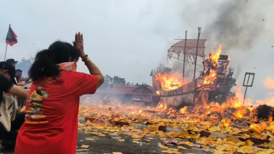 Ritual Bakar Tongkang, Tradisi Warga Thionghoa Bagansiapiapi Mengenang Leluhur