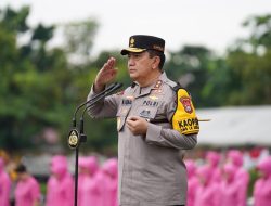 Irjen M Iqbal Pimpin Upacara Kenaikan Pangkat Personel Polda Riau Periode Juli 2024