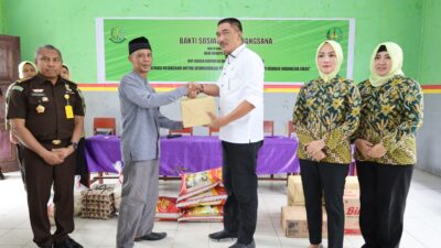 Dalam Rangka HBA ke-64 dan HUT Ikatan Adhyaksa Dharmakarini ke 24, Kejati Maluku Sambangi Panti Asuhan dan Anjangsana