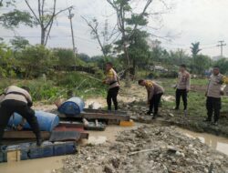 Polsek Kuantan Tengah Musnahkan 7 Rakit PETI Jenis Sitingkai di Desa Beringin Taluk