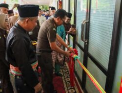 Akmal Abbas SH MH Resmikan “Bilik Damai” Kejati Riau Bersama LAM