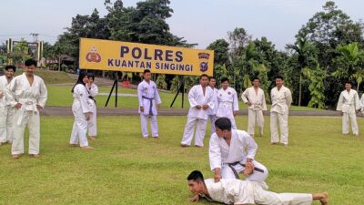 Seleksi Calon Walpri dan Dalam Rangka Ops Mantap Praja Lancang Kuning 2024, Polres Kuansing Gelar Ujian Beladiri Polri 