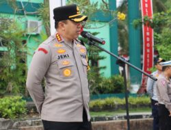 Ratusan Personil Polisi Kawal Pendaftaran Calon Walikota Pekanbaru