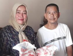 HUT RI ke-79, Pewarta Polrestabes Medan Tebar Kebaikan Dengan Bagikan Sembako