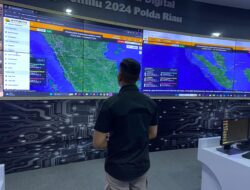 Satgas TIK Cek Perangkat Command Center Untuk Kelancaran OMP LK- 2024