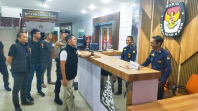 Cooling System Kepada Masyarakat, Tim Resmob Polda Riau Laksanakan Patroli Blue Light Rutin