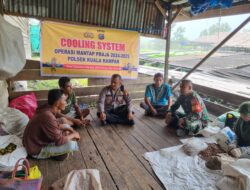 Jelang Pilkada 2024, Polsek dan Koramil 15 Kuala Kampar Sambang Warga di Gudang Pinang Ahui