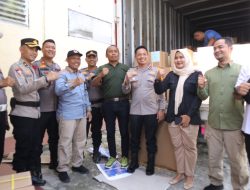 Wakapolres Dumai Pimpin Pengamanan Pengadaan Logistik Pilkada 2024