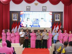 Gandeng Penyelenggara dan Pengawas Pilkada, Bhayangkari Cabang Siak Gelar Seminar Pilkada Damai