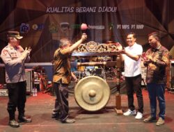 Kapolres Pelalawan Pimpin Pengamanan Konser Artis Ibukota di Desa Mak Teduh