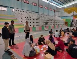 Kabagops Polres Dumai Hadiri Proses Sortir dan Pelipatan Logistik Pemilu 2024 di Gudang KPU