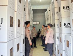 Dalam Rangka OMP LK 2024, Polres Kuansing Lakukan Pengamanan Gudang Logistik KPU  