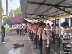 45 Personel PAM di KPU dan Bawaslu Riau Ikuti Apel Pagi