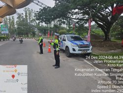 Satlantas Polres Kuansing Pantau Kamseltibcarlantas di Wilayah Perbatasan