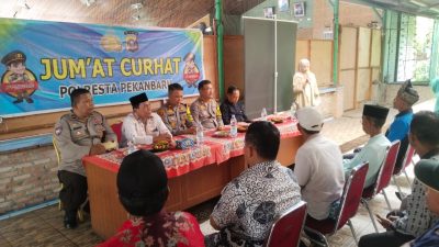 Bahas Kamtibmas dan Aspirasi Warga, Polsek Rumbai Gelar Jumat Curhat