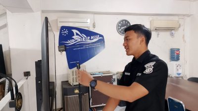 Satgas TIK OMP LK-2024 Secara Berkala Cek Perangkat di Command Center Polda Riau