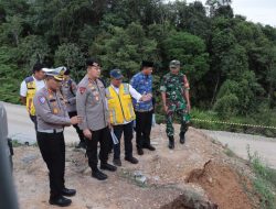 Jalan Lonsor di Tanjung Alai, Kapolda Riau Pastikan Akses Masyarakat Kembali Normal