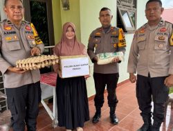 Beri Pekerjaan, Kapolres Dumai Juga Santuni 2 Anak Yatim di Kelurahan Bukit Kapur