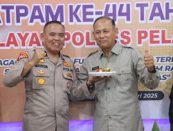 Peringati HUT Satpam ke 44, Polres Pelalawan Gelar Syukuran dan Pemotongan Tumpeng