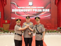 Kapolda Riau Lantik Kombes Jonner MH Samosir Jabat Dirpamobvit Polda Riau