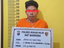 Satresnarkoba Polres Rohil Terima Penyerahan Tersangka Penyalahgunaan Narkotika Jenis Sabu Yang Ditangkap TNI