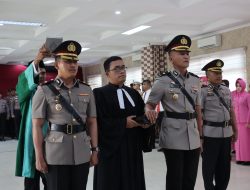 Kapolresta Pekanbaru Pimpin Upacara Sertijab Kabag Ops dan Kapolsek Bukit Raya