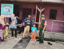Babinsa Pebayuran Dampingi Posyandu di Desa Sumberurip, Fokus Tekan Stunting pada Balita ‎