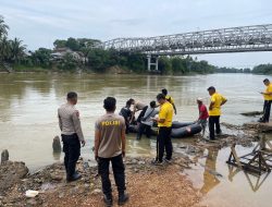 Tim Gabungan Terus Berupaya Mencari Korban Tenggelam di Sungai Kampar