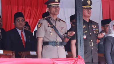 Tunjukkan Dukungan Polri Terhadap Dunia Pendidikan, Kapolres Kampar Hadiri Upacara Hardiknas
