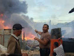 Kolaborasi Warga, Polisi dan Pemerintah Atasi Kebakaran di Kecamatan Singingi