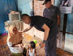 Kapolres Kampar Kunjungi Warga Miskin, Tunjukkan Kepedulian dan Kepemimpinan