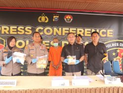 Wakapolres Dumai Pimpin Konferensi Pers Kasus Tiga Bungkus Narkotika Jenis Sabu Merk Guanyinwang
